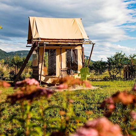 Les Lodges De La Viarhona - Tentes Lodges Virignin Zewnętrze zdjęcie